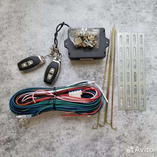 Центральный замок универсальный