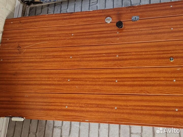 Дверь входная