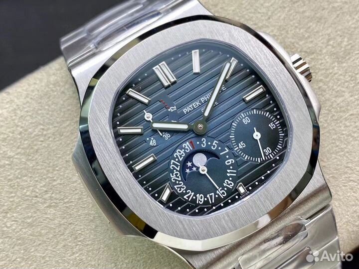 Часы Patek Philippe Nautilus Moophase