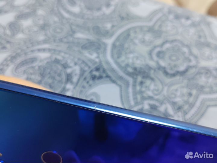 Xiaomi Mi 8 Lite, 4/64 ГБ