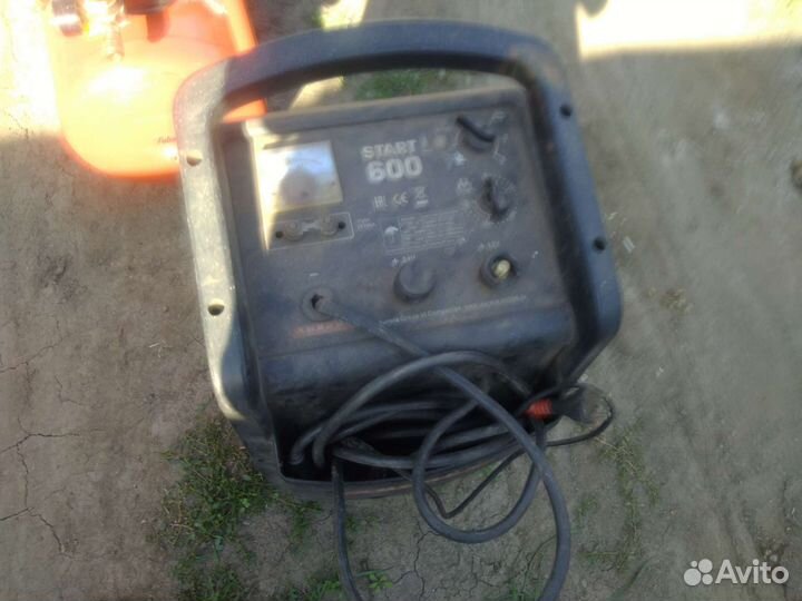 Пускозарядное устройство 12 24 вольт