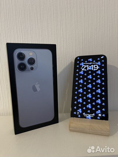 iPhone 13 pro sierra blue