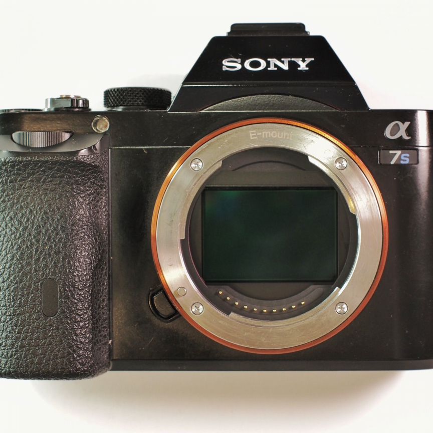 SONY E 3.5-5.6/PZ 16-50mm SELP1650 シルバー sony a 7 s 2 - Купить компактный фотоаппарат 📷 во всех регионах с