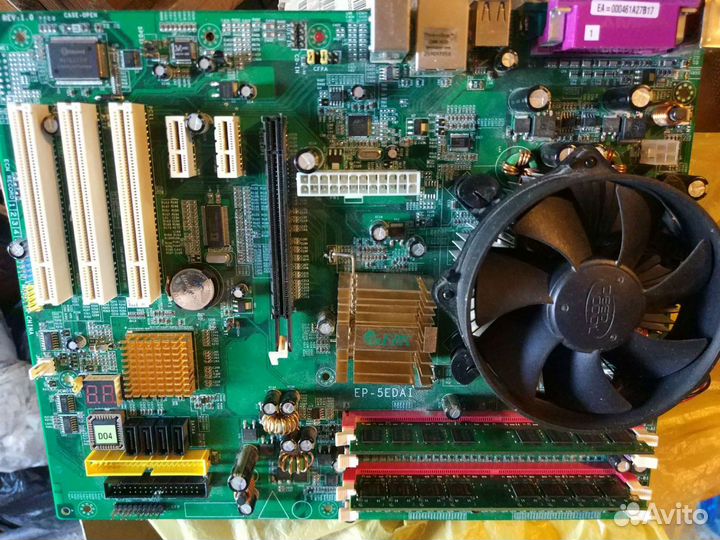 Материнская плата с процессором