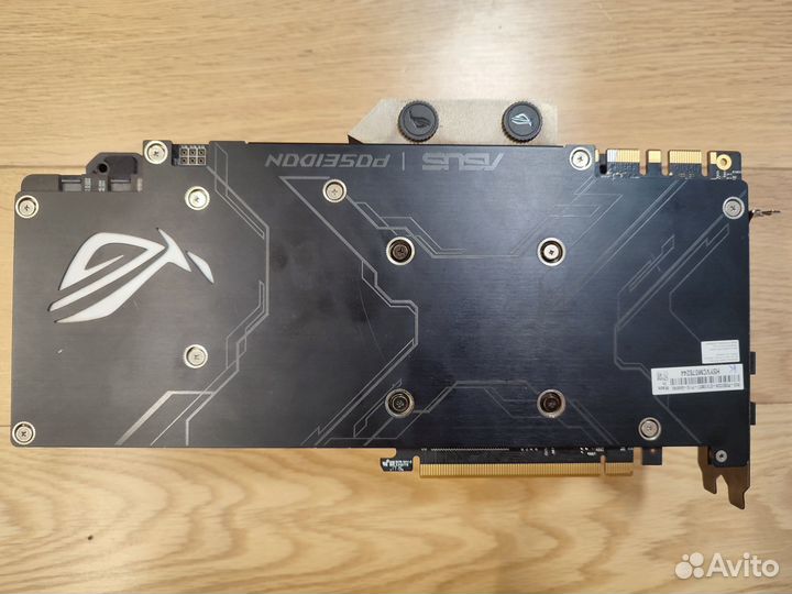 Видеокарты GTX 1080 Ti Asus Poseidon (Green LED)