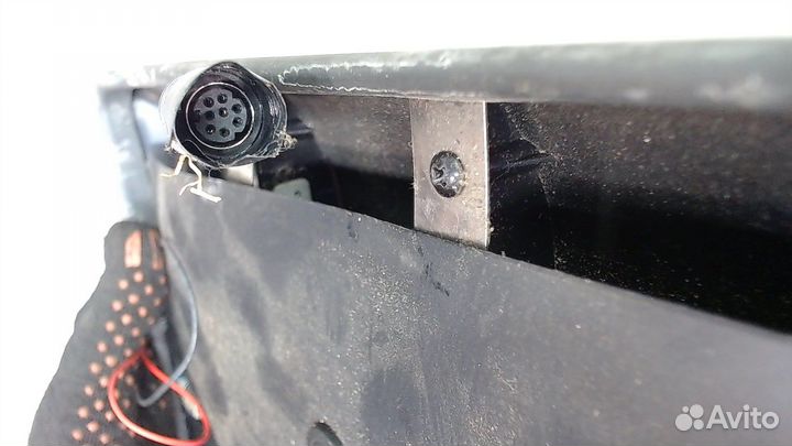 Дисплей компьютера Toyota Sequoia, 2001