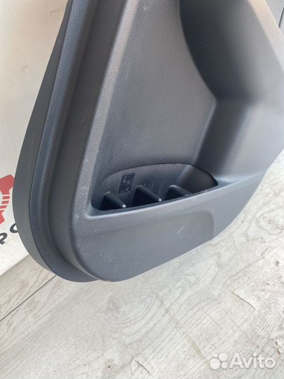 Toyota Camry V50 Обшивка двери задняя