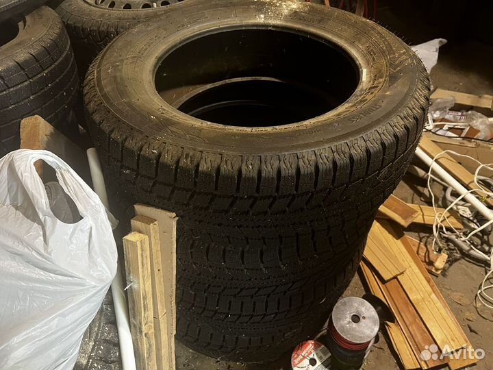 Nitto NT05 20.5/65 R16