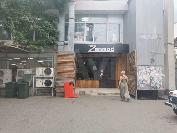 1 этаж рядом с кфс и Магнитом, 2-я линия, 72 м2