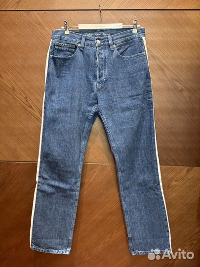 Джинсы Calvin klein 32
