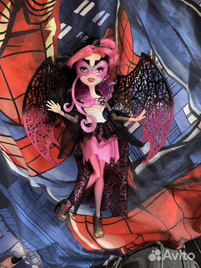 Кукла монстр хай дракулаура