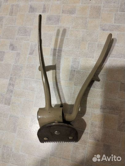 Машинка для стрижки волос СССР