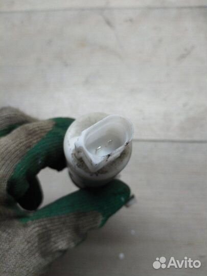 Насос стеклоомывателя передний Mercedes E-Class