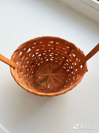 Корзина плетеная