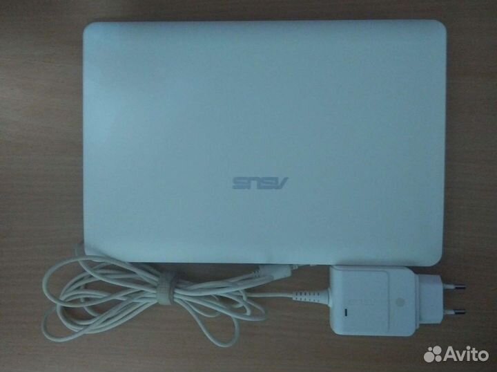 Нетбук asus eee pc 1011сх