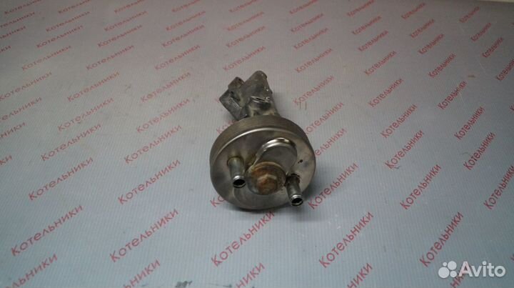 Nissan 21300-8H700 Радиатор масляный