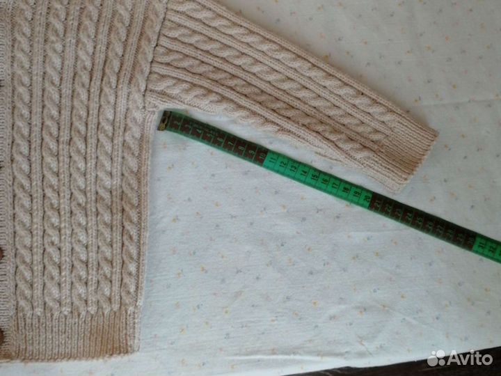 Свитер