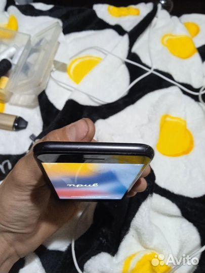 iPhone 7, 128 ГБ