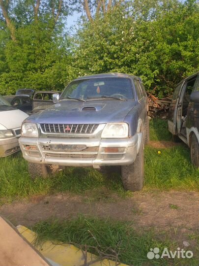 Запчасти на l200