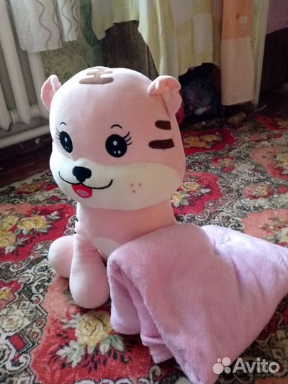 Мягкая игрушка подушка с пледом