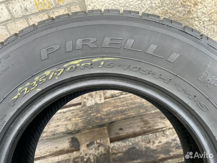 Pirelli Scorpion STR 235/70 R16