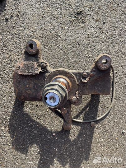 Кулак поворотный правый на Ивеко Дейли 35S