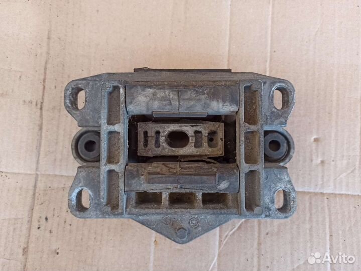 Опора двигателя Форд Мондео 3