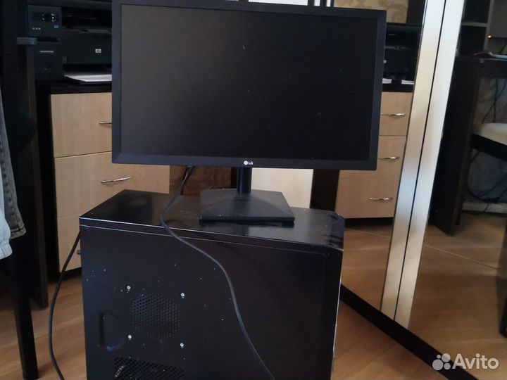 Монитор LG 27