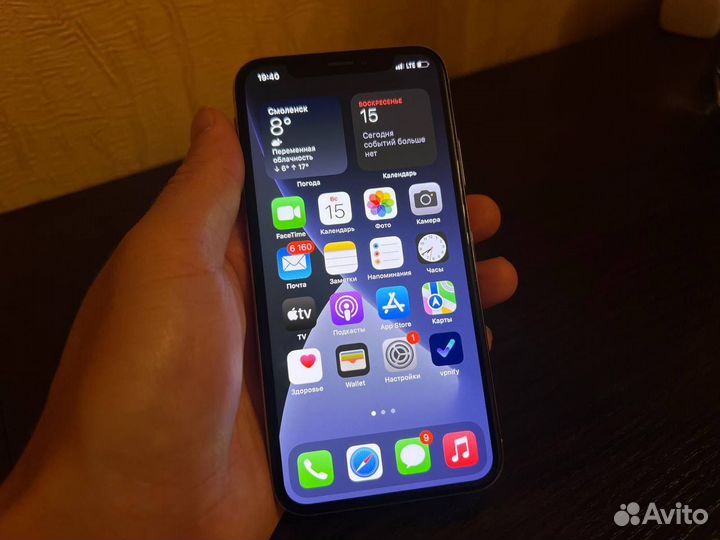 iPhone X, 64 ГБ