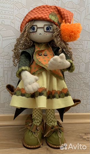 Кукла интерьерная