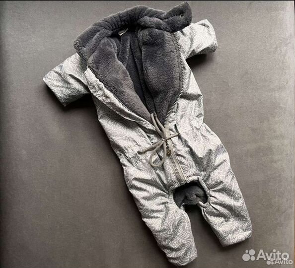 Зимний комбинезон новый для собак