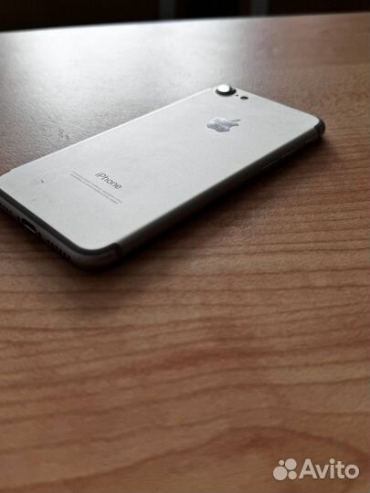 iPhone 7, 128 ГБ