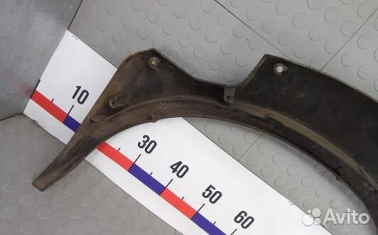 Молдинг крыла заднего правого nissan navara D22 (9NK32EK01)