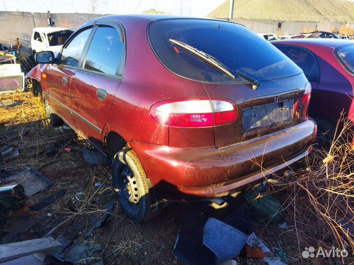 Авторазбор Ланос Шанс хэтчбек
