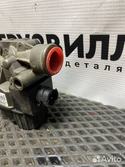 Кран модулятор EBS передний Renault T 21892927