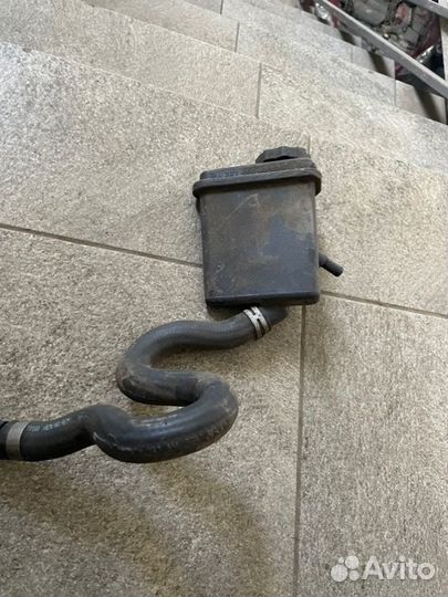 Бачок гур Mercedes-Benz S-Class W221 2012