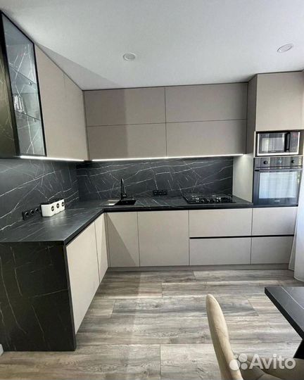 Угловая кухня Серый/Черный