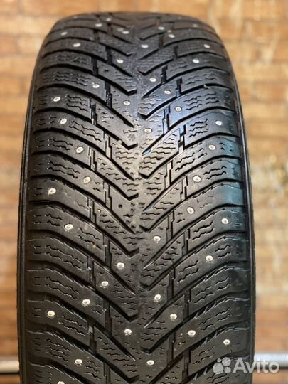 Nokian Tyres Hakkapeliitta 8 225/55 R17