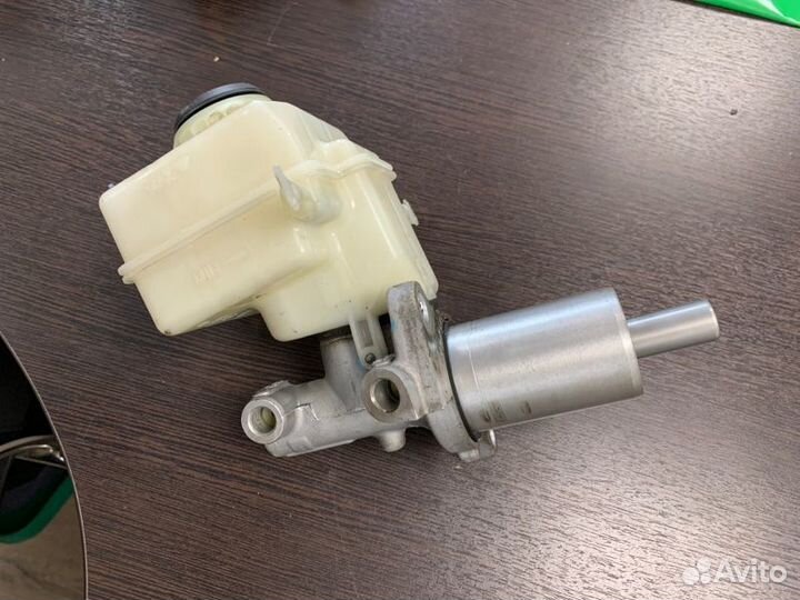 Главный тормозной цилиндр Bmw X6 E71 N54 2008