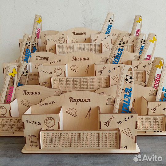 Именные подарки для выпускников