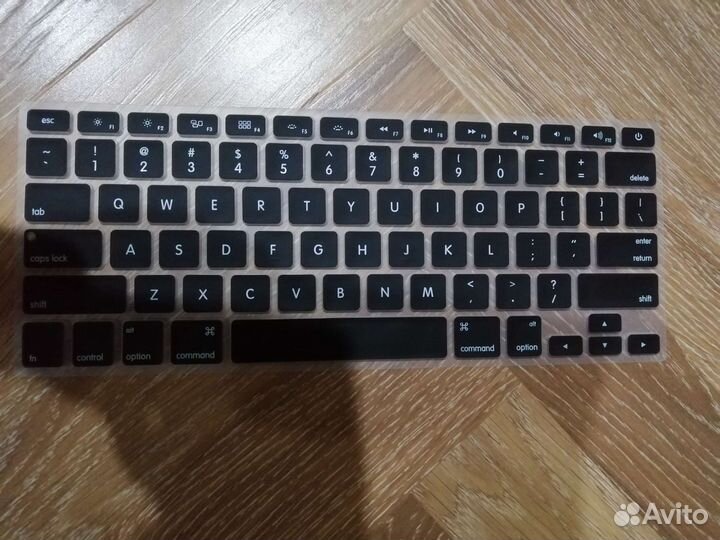 Клавиатура Apple
