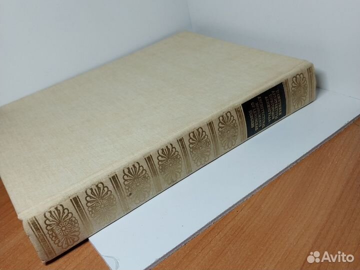 Памятники архитектуры пригородов Ленинграда