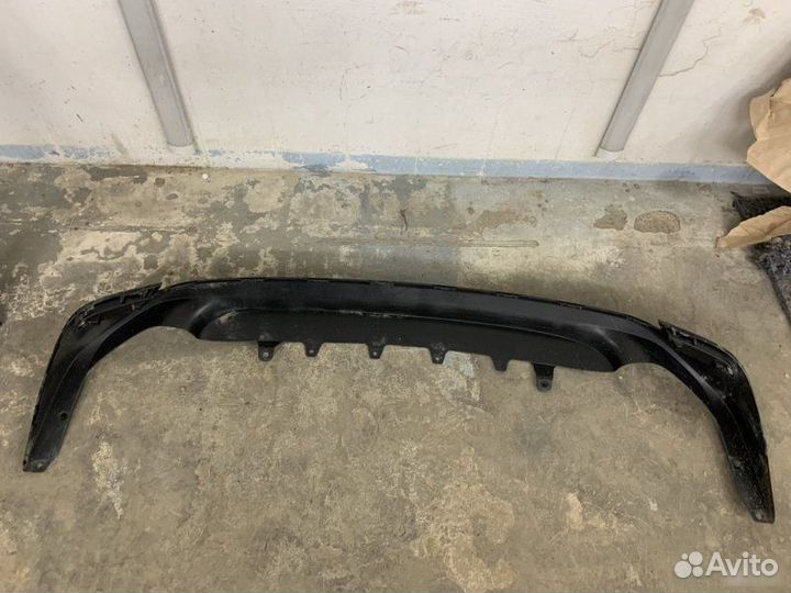 Юбка бампера задняя Toyota Camry V70