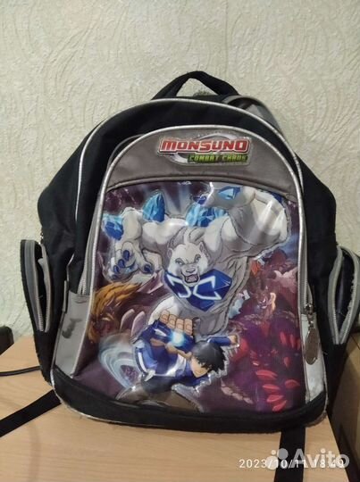 Школьный рюкзак