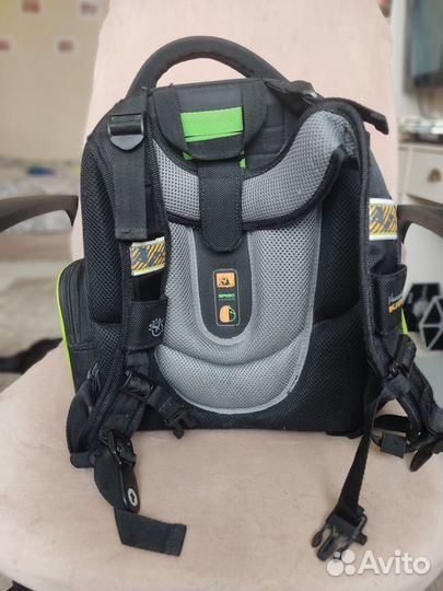 Ранец школьный Hummingbird