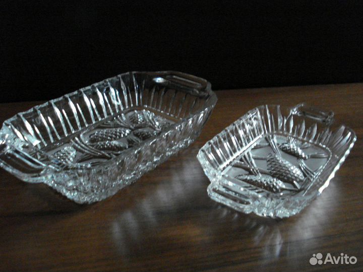 Фужеры, бокалы, блюда сервировочные