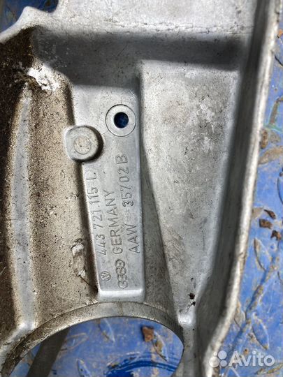 Блок педалей Ауди 100 90 год