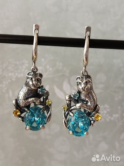 Серебряные серьги с фианитами 