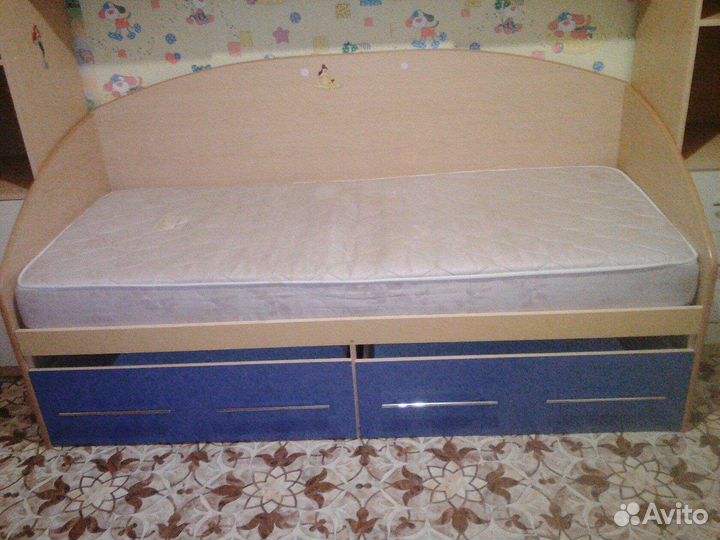 Набор подростковой мебели