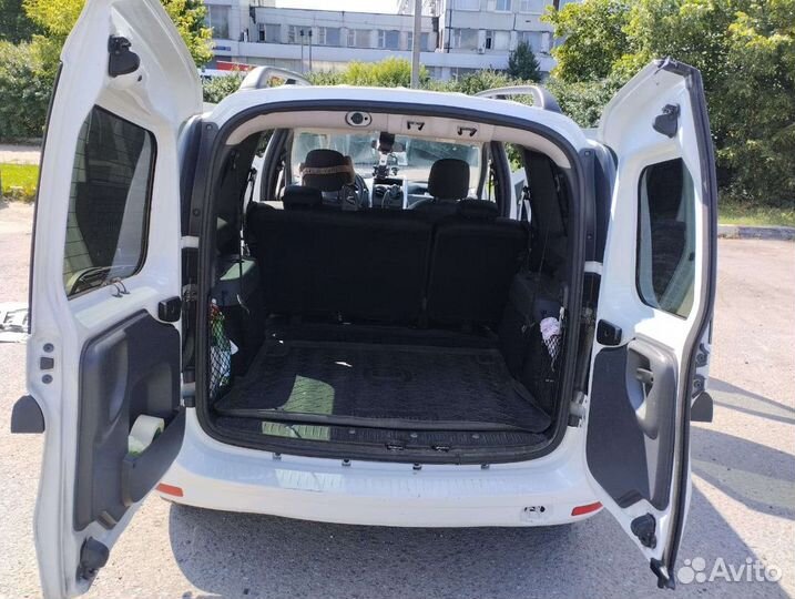 LADA Largus 1.6 МТ, 2021, битый, 111 000 км